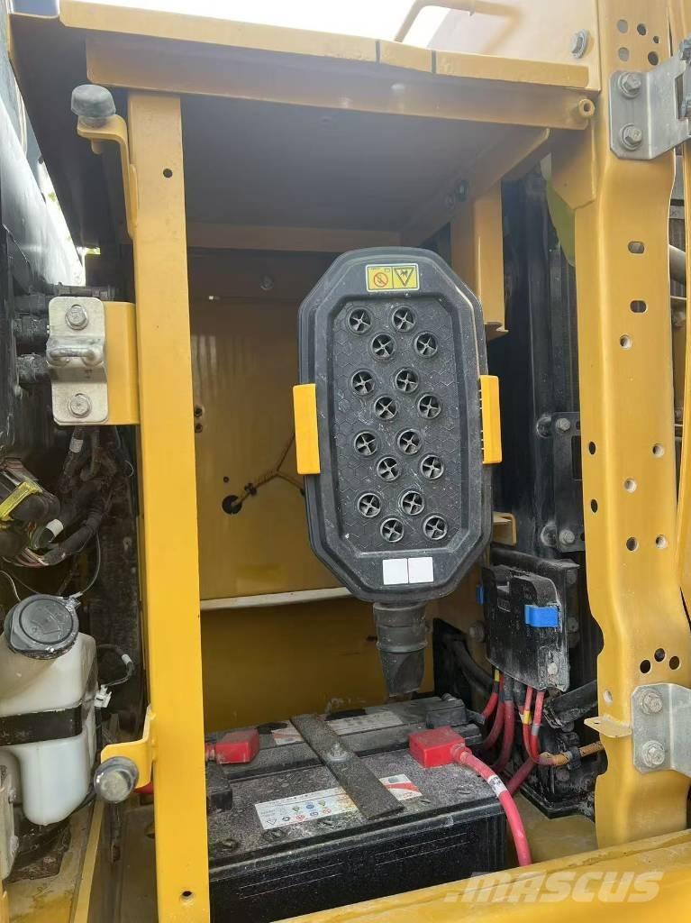 CAT 320 GC Crawler excavators