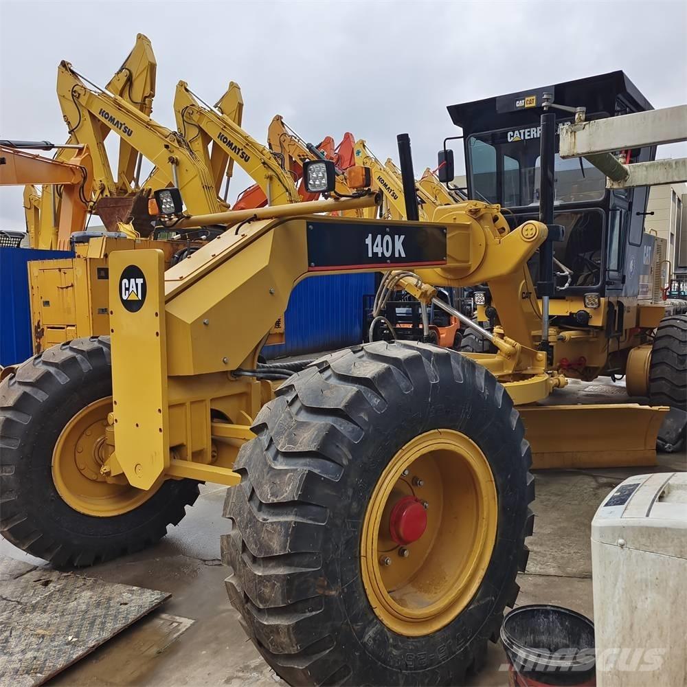 CAT 140 K Graders