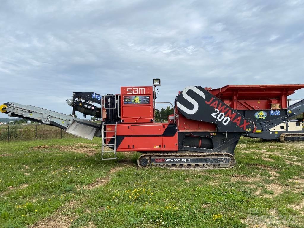 SBM Jawmax 200 Mobile crushers