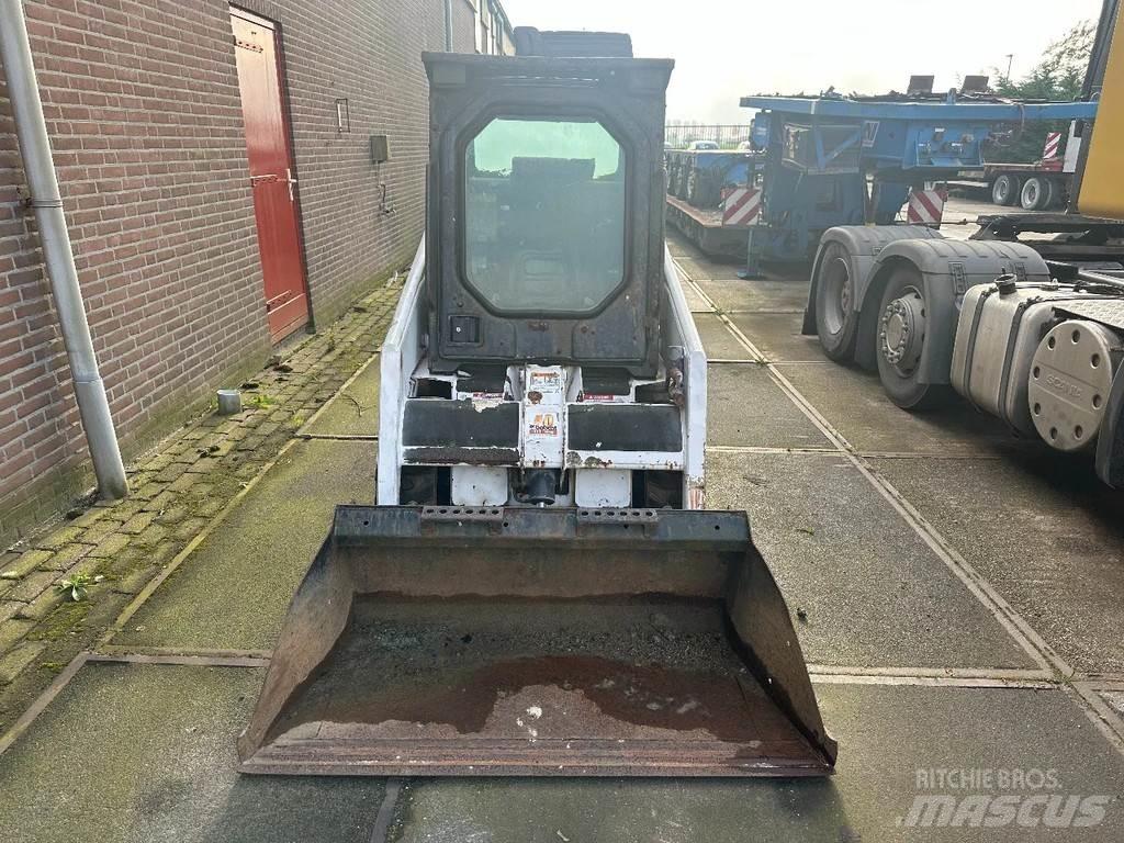 Bobcat 553 Skid steer loaders