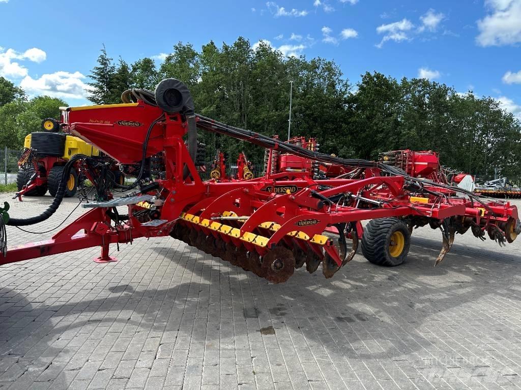 Väderstad Topdown500 Cultivators