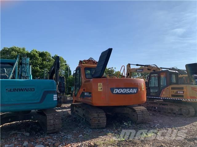 Doosan DH150 Midi excavators  7t - 12t