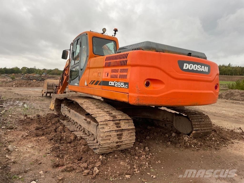 Doosan DX 255 LC Crawler excavators