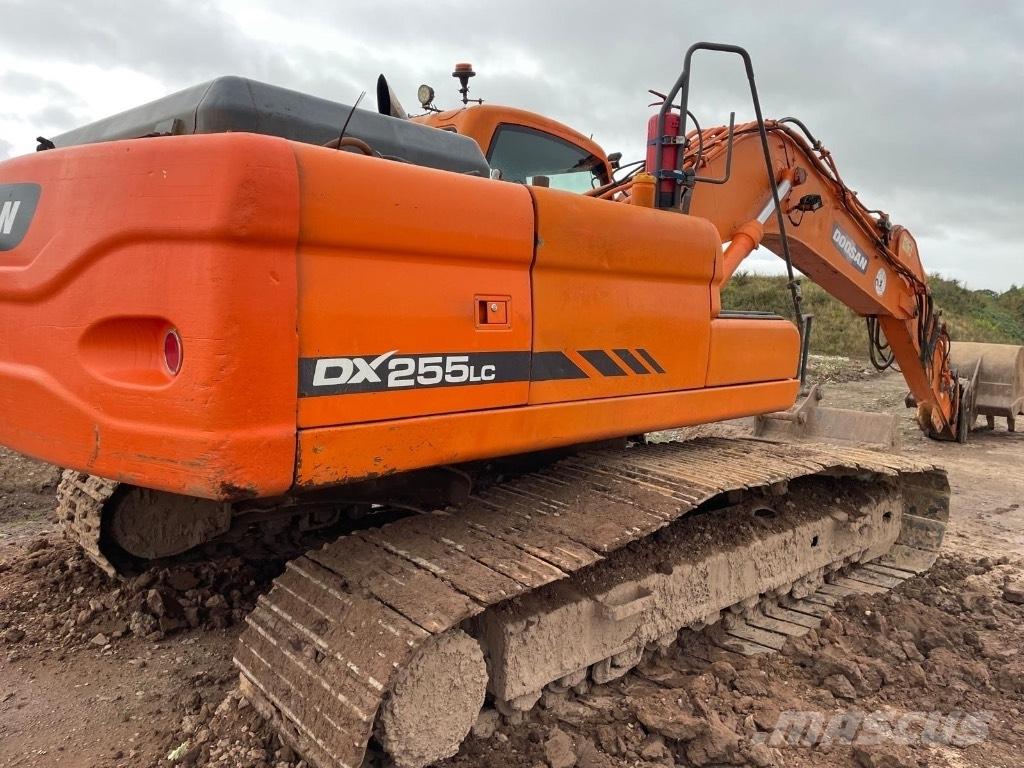Doosan DX 255 LC Crawler excavators