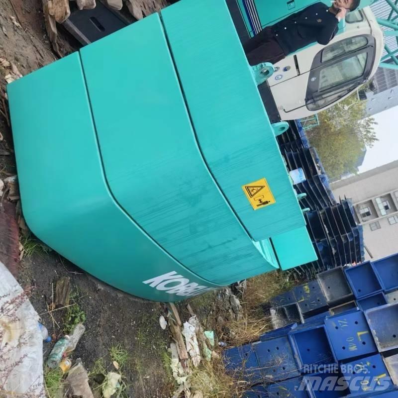 Kobelco 7080 Tracked cranes