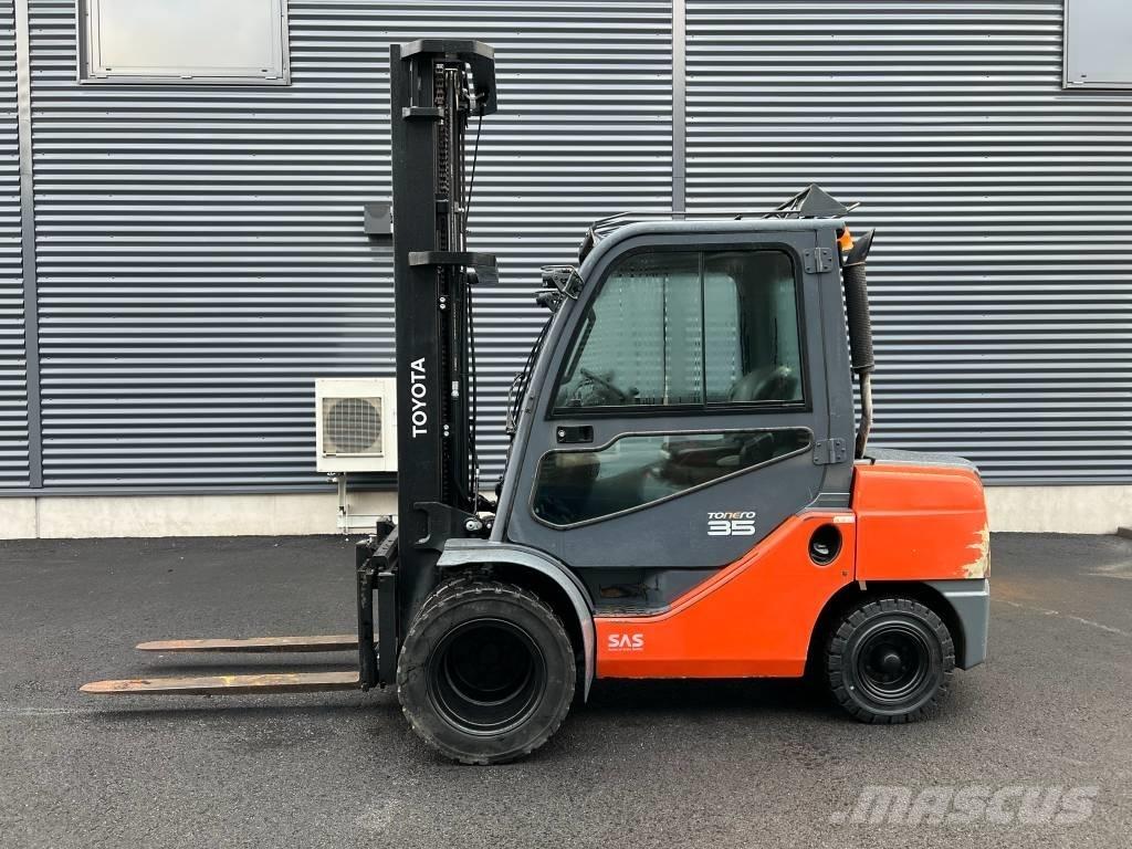 Toyota 52-8 FD JF 35 Diesel trucks