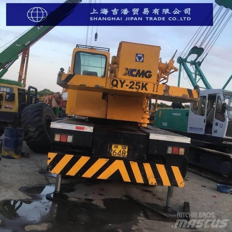 XCMG QY 25 All terrain cranes