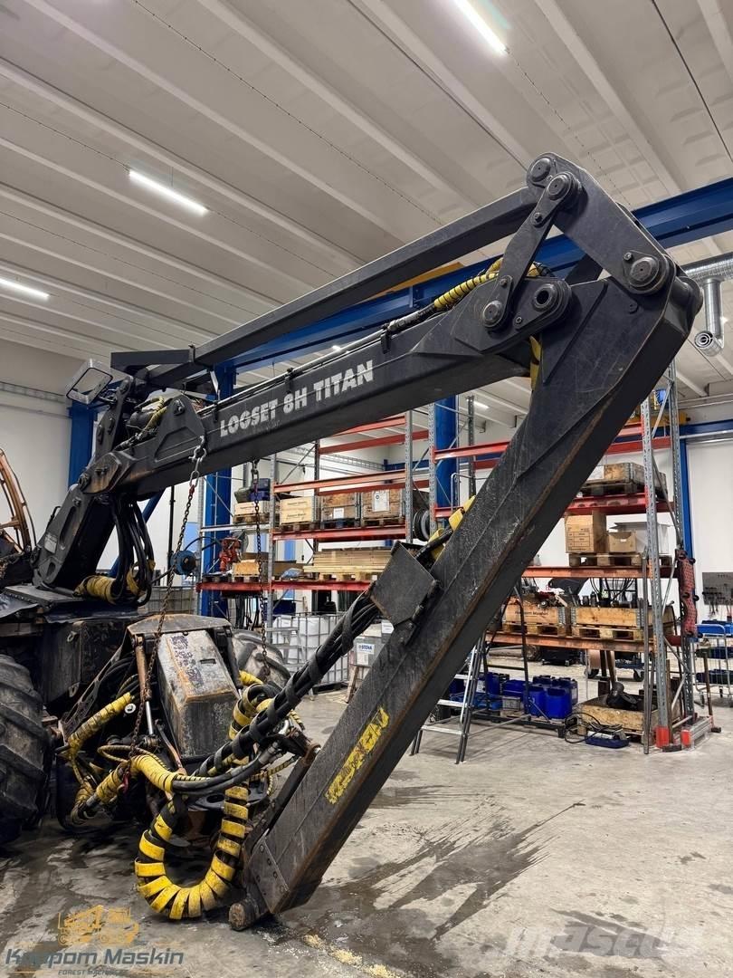 Logset 8H Harvesters