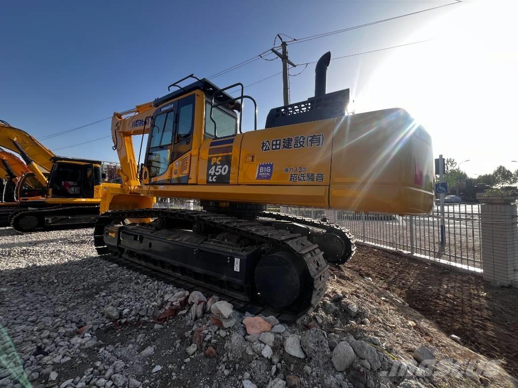 Komatsu PC450-8 Crawler excavators