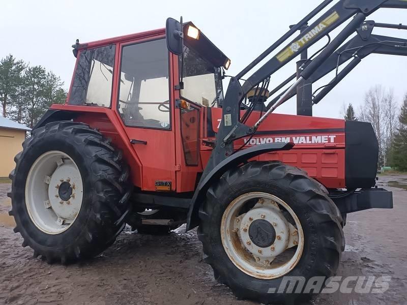 Valmet 705 Tractors