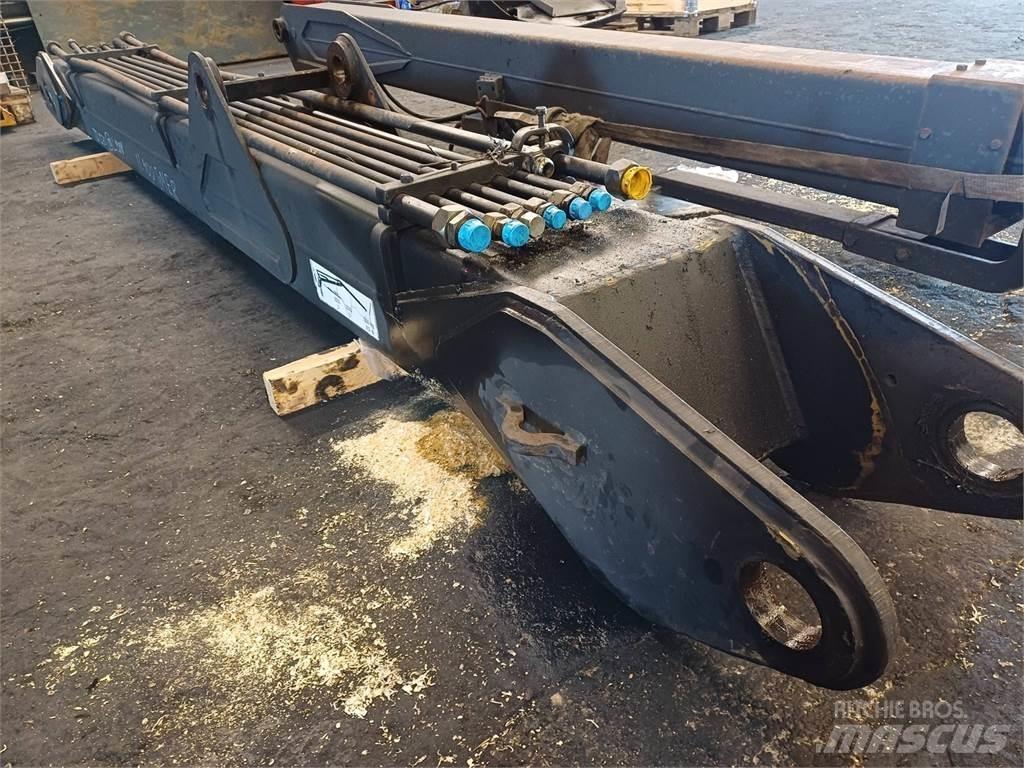 Loglift 190v Harvester cranes