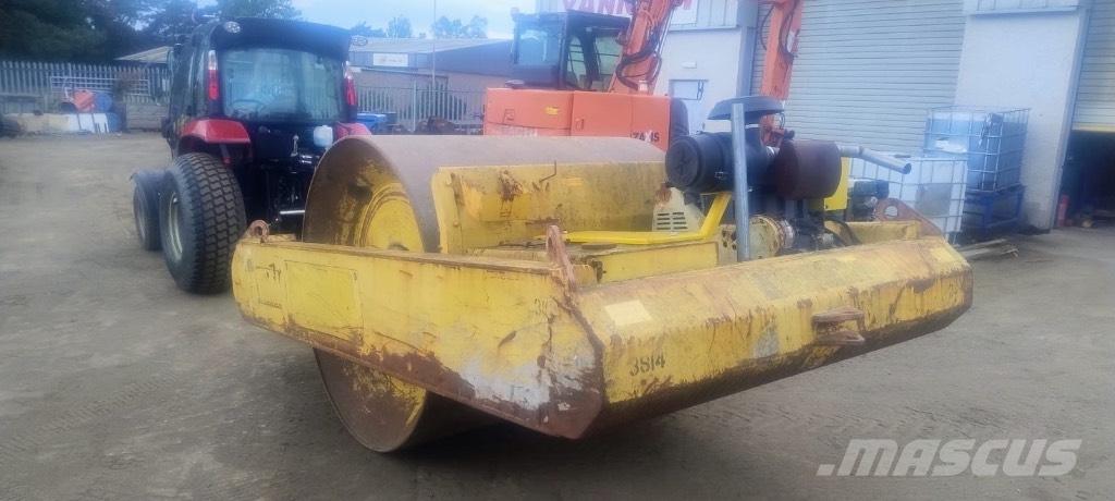Bomag BW 6 Towed vibratory rollers
