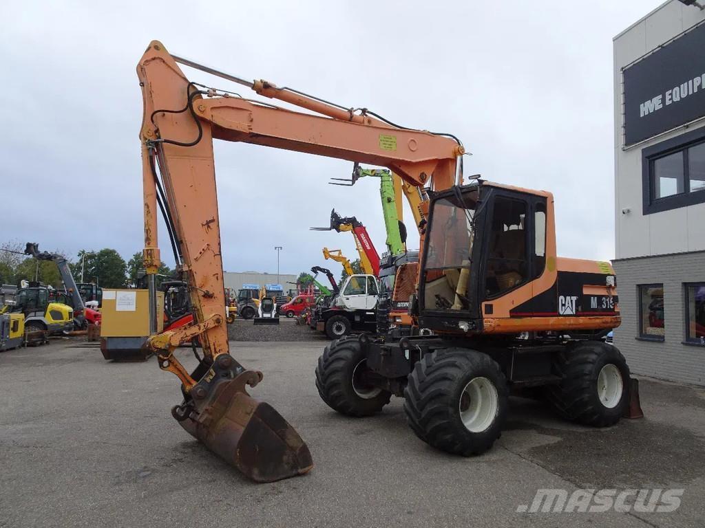 CAT M315 Wheeled excavators