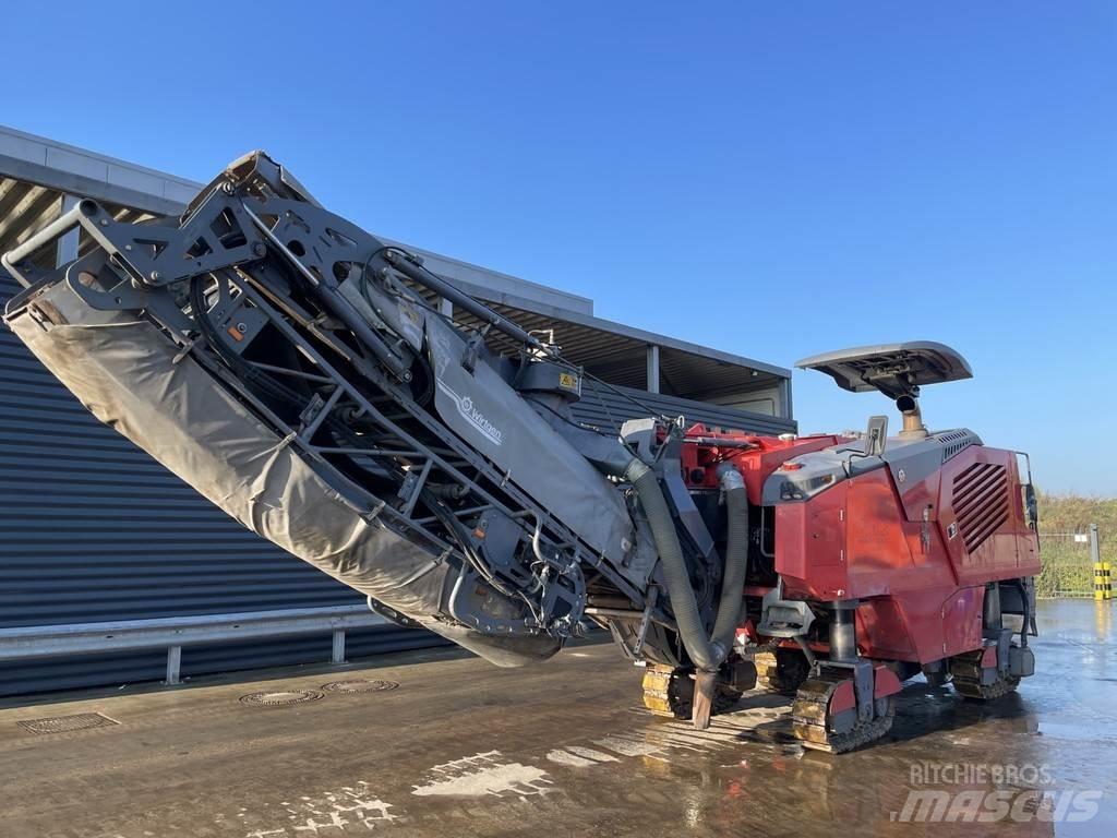 Wirtgen W 130 CFI Asphalt cold milling machines