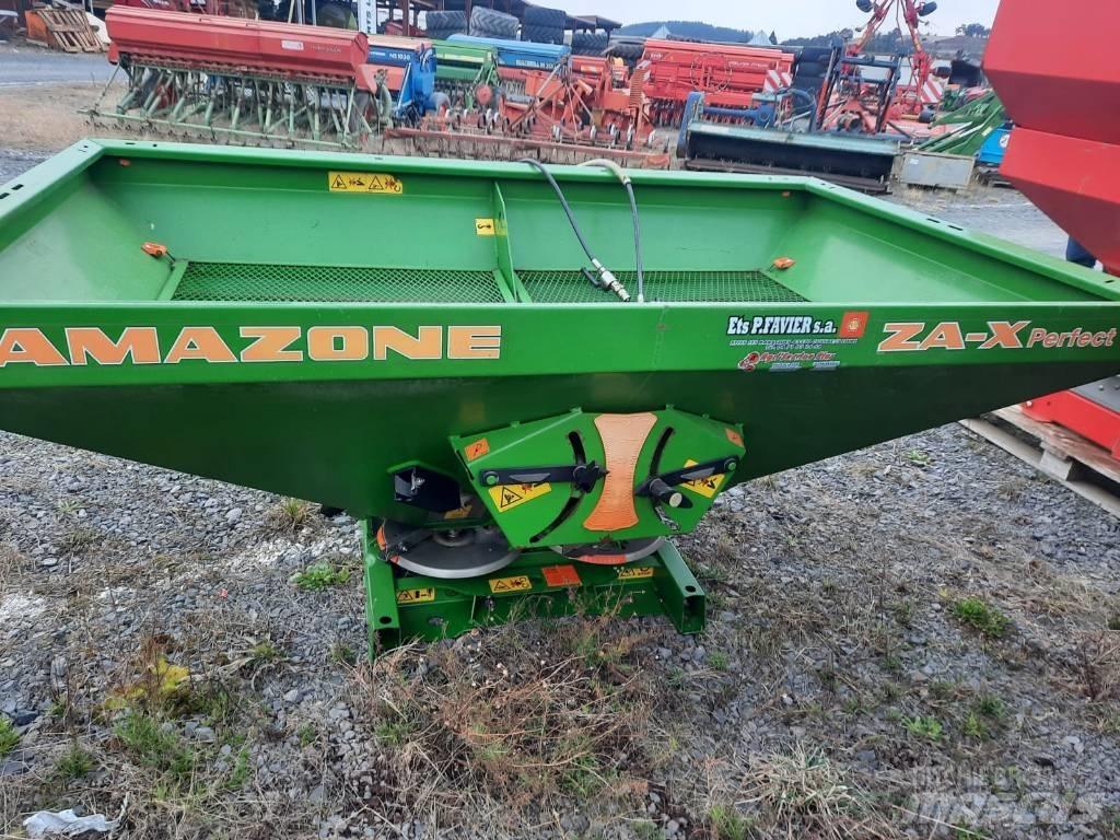 Amazone ZA-X Mineral spreaders