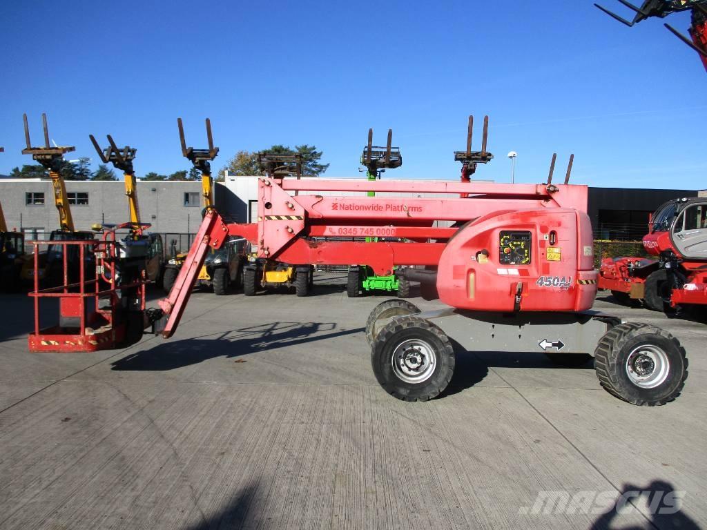 JLG 450 AJ (351) Compact self-propelled boom lifts