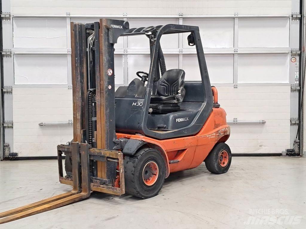 Linde H30D-03 Diesel trucks