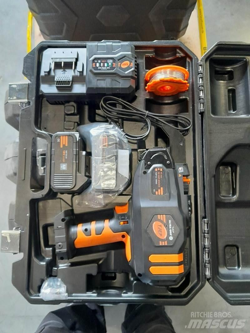  . ULTRA GRIP 40 Construction - Others