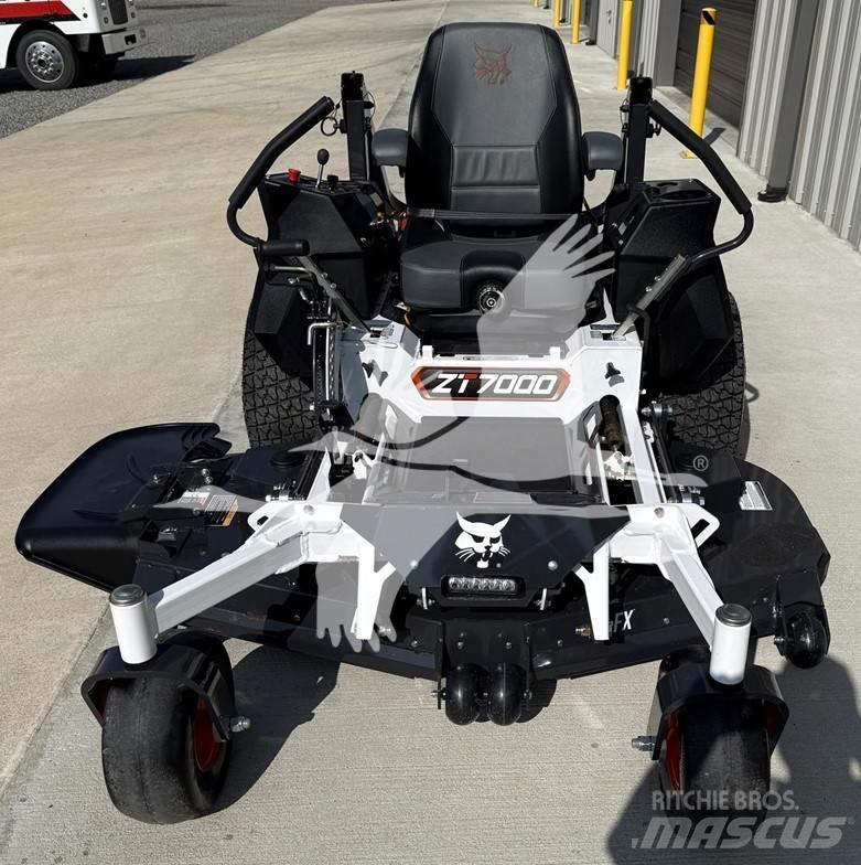 Bobcat ZT7000 Zero turn mowers