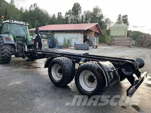 Palmse Trailer 115 Demountable semi-trailers