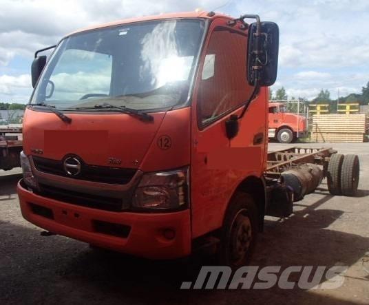 Hino 195 Chassis Cab trucks