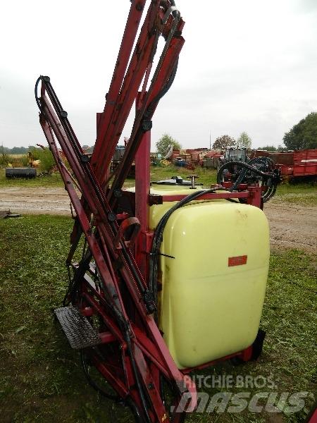 Hardi 800 Trailed sprayers