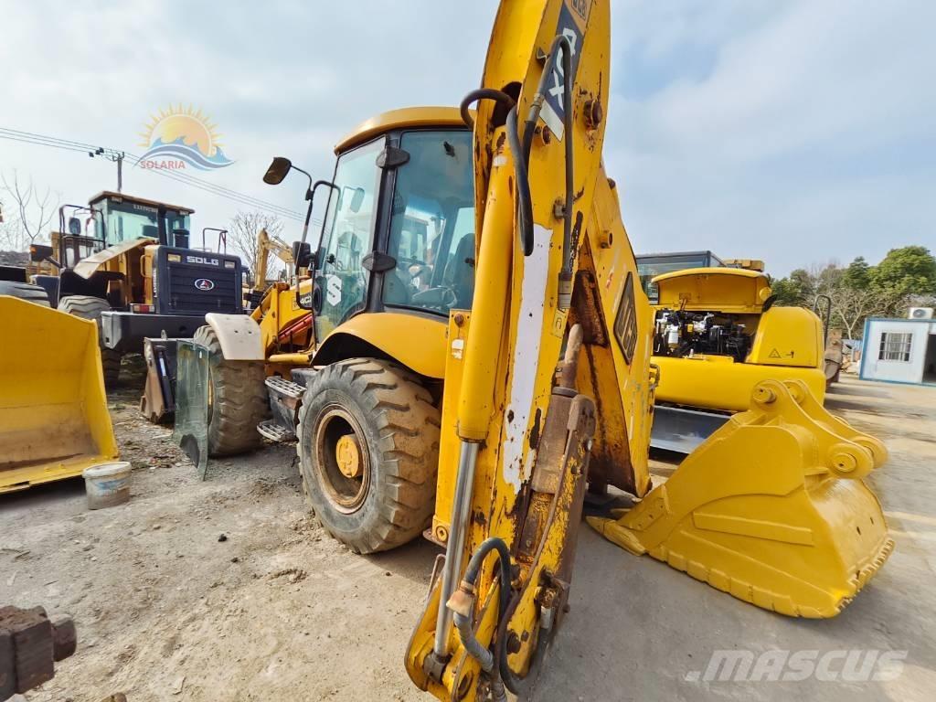 JCB 4CX Backhoe loaders