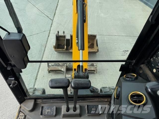 JCB 16C-1 Mini excavators < 7t (Mini diggers)