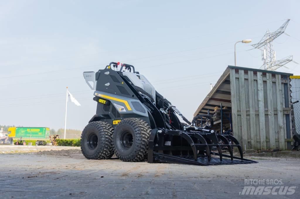 Sherpa Z50 Mini loaders