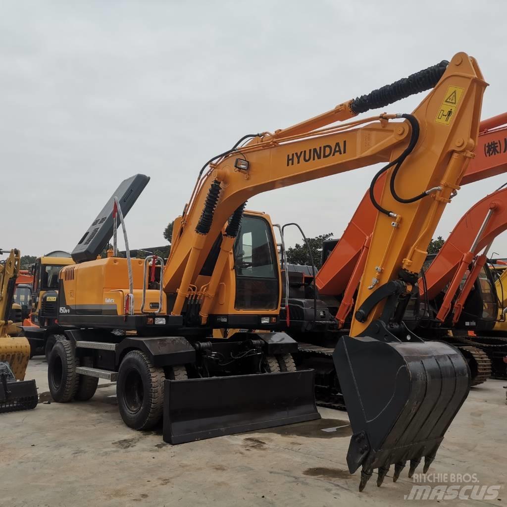Hyundai R 150 W-9 Wheeled excavators