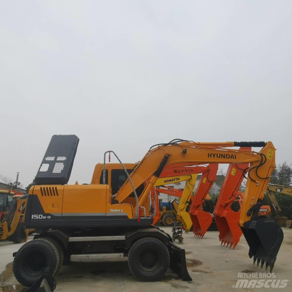 Hyundai R 150 W-9 Wheeled excavators