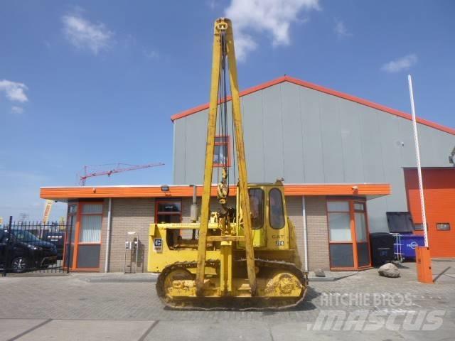 CAT 561 C Pipelayer dozers