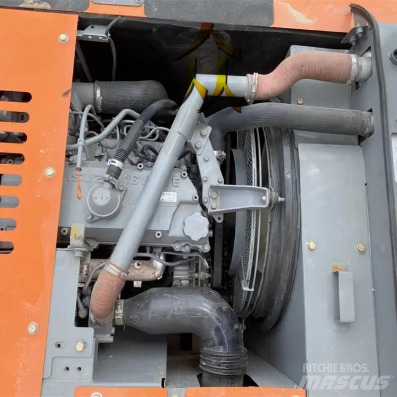 Hitachi ZX 210 Crawler excavators