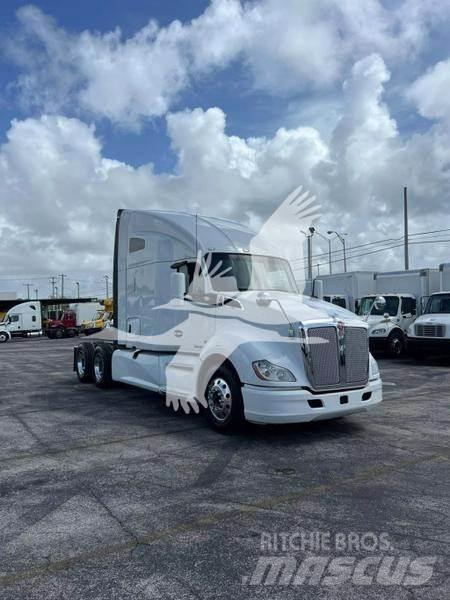 Kenworth T680 Tractor Units