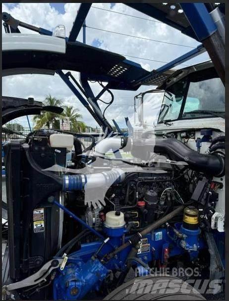 Peterbilt 389 Construction - Others