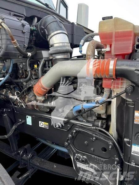 Peterbilt 579 Tractor Units