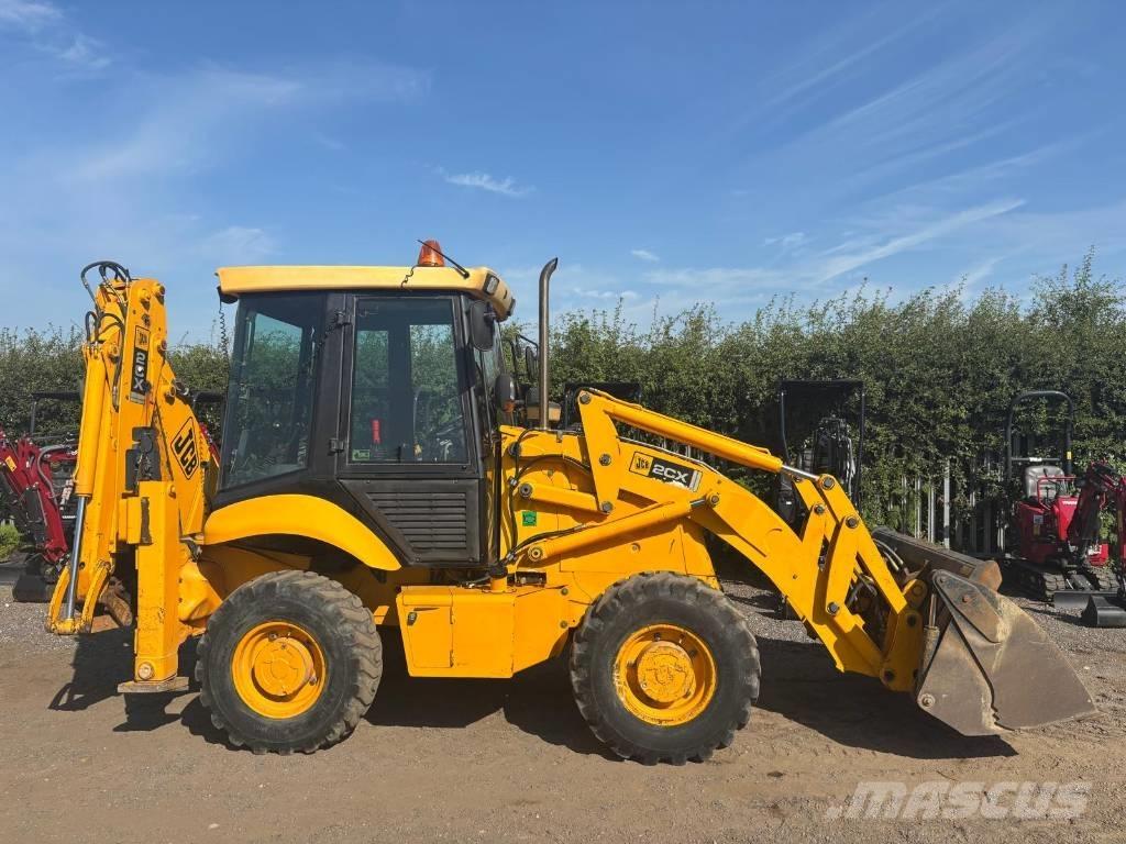JCB 2CX Backhoe loaders