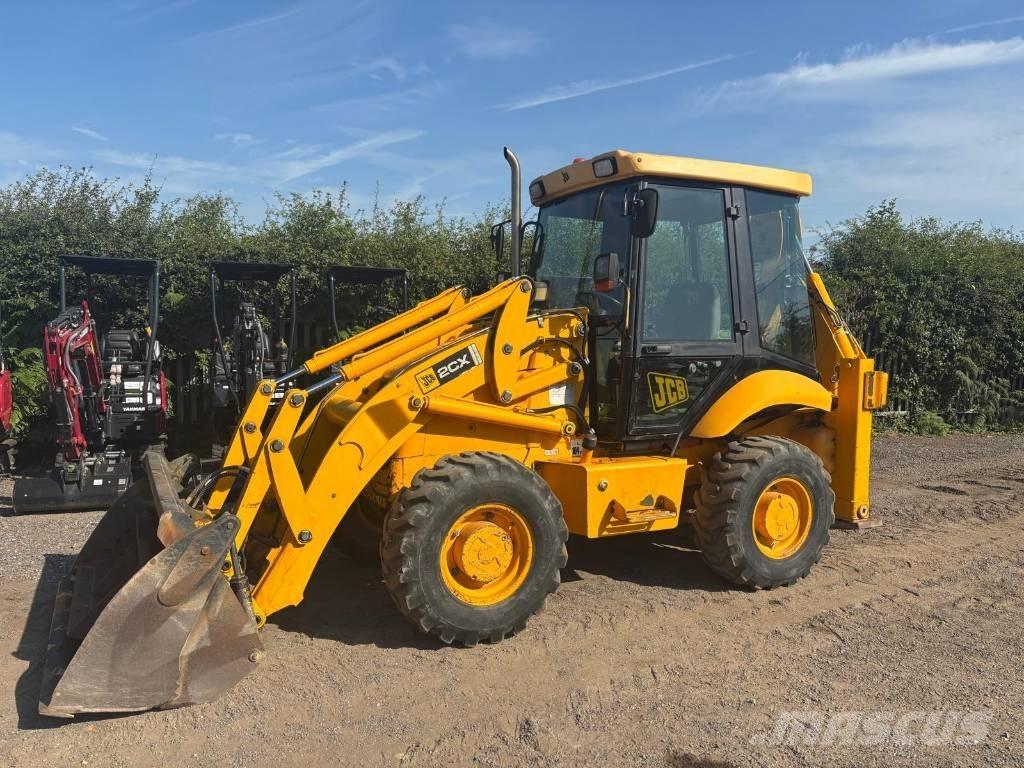 JCB 2CX Backhoe loaders