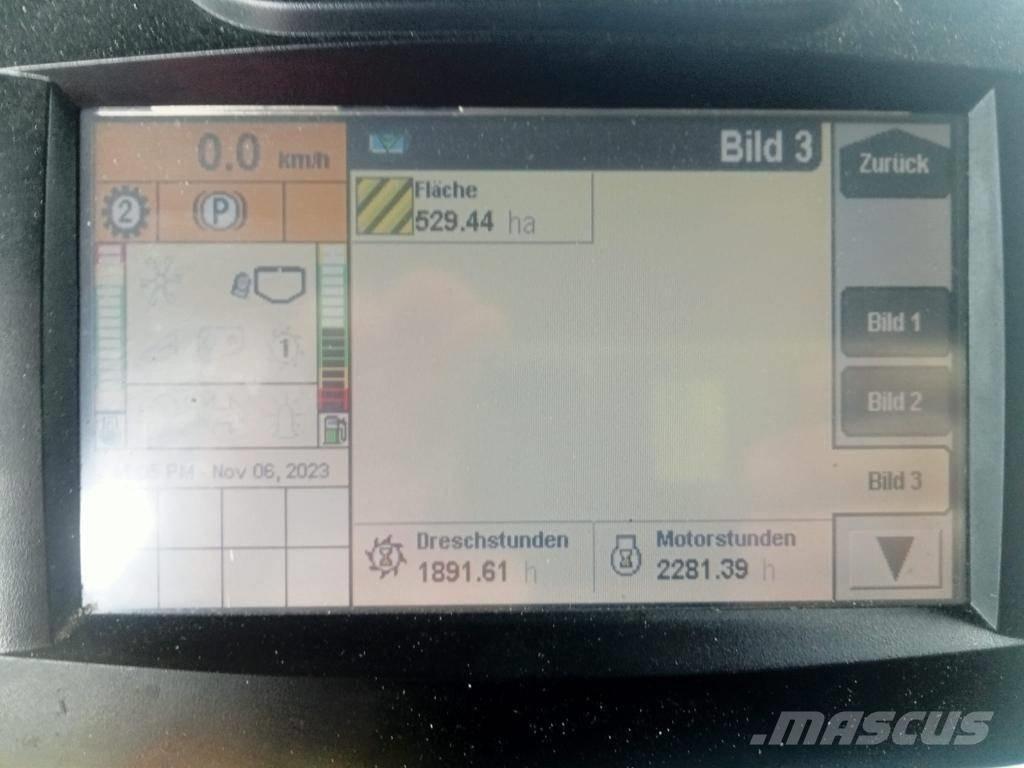 New Holland CR 9080 Combine harvesters