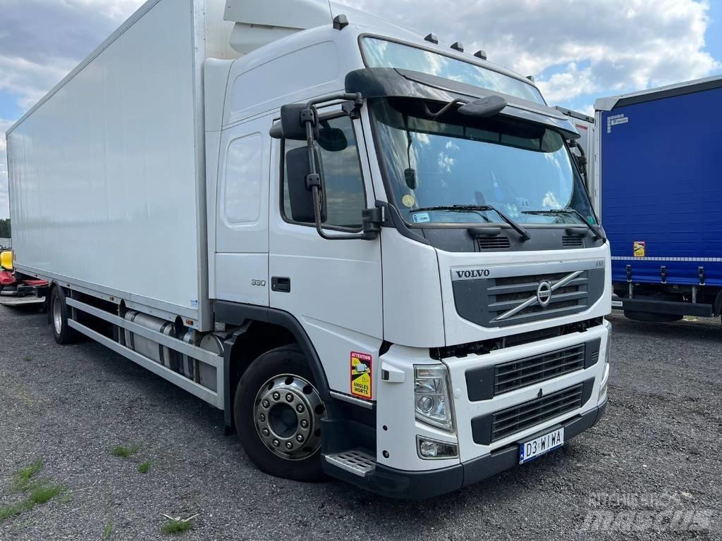 Volvo FM 330 Box body trucks