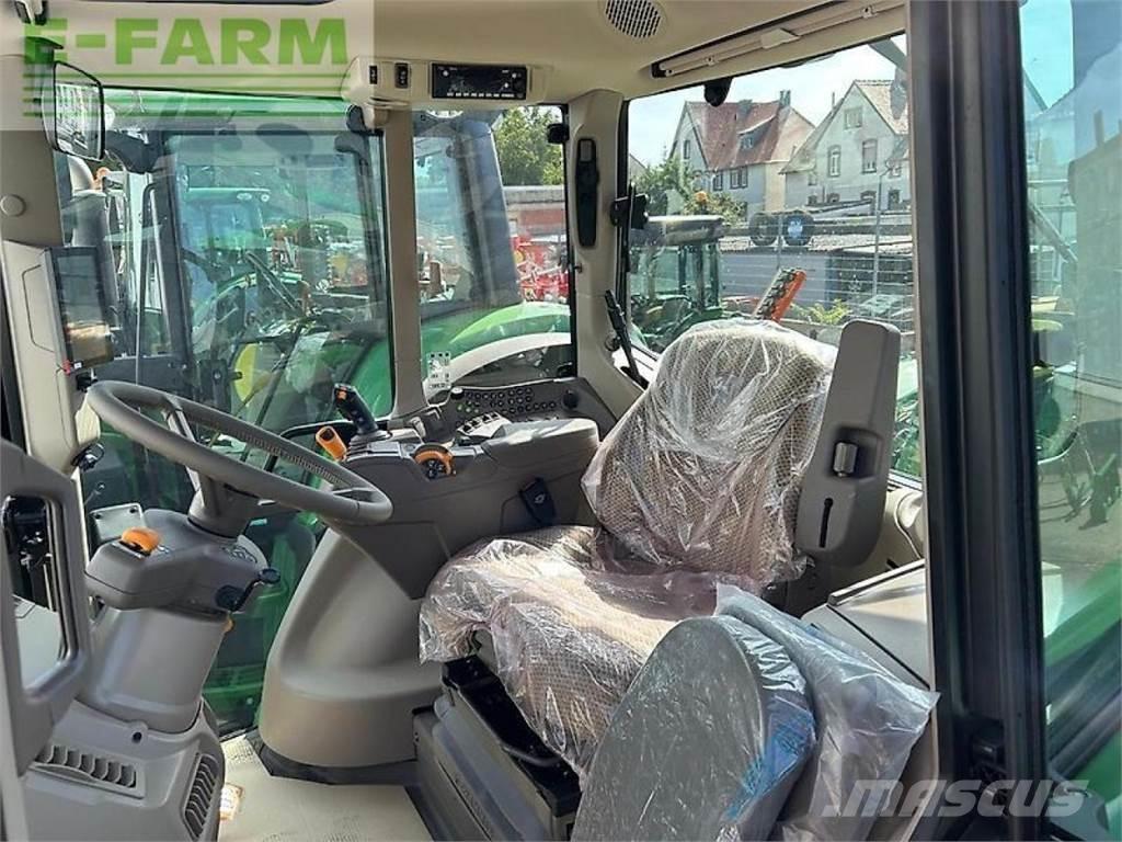 John Deere 6m 125 Tractors