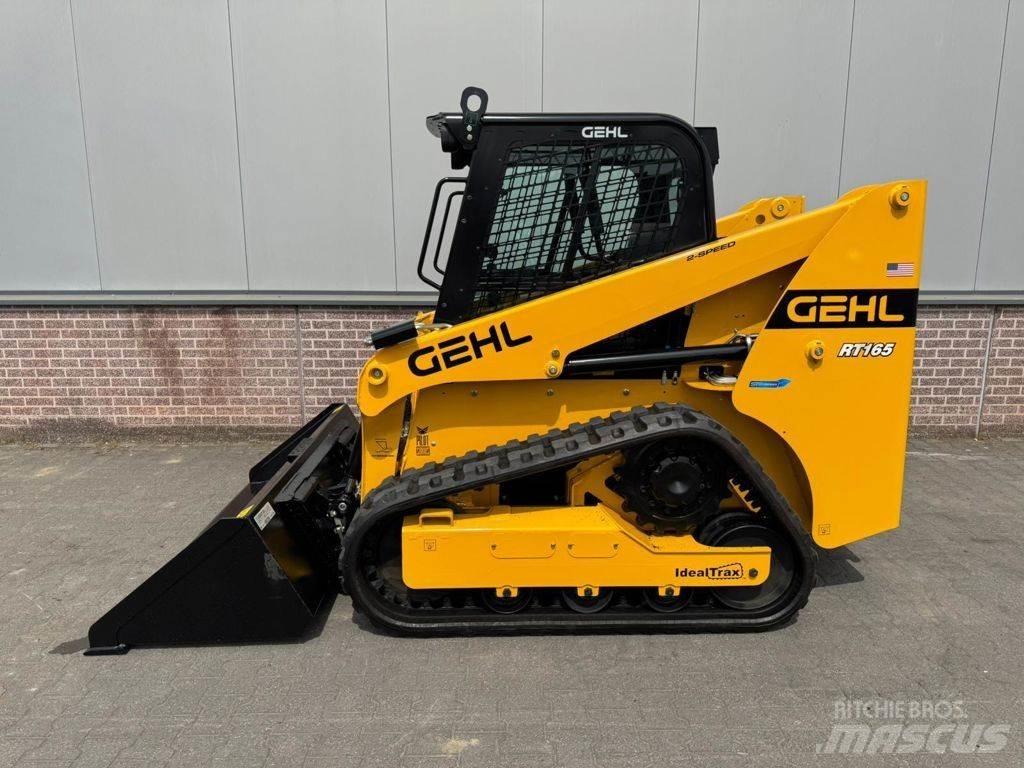 Gehl RT165 Skid steer loaders