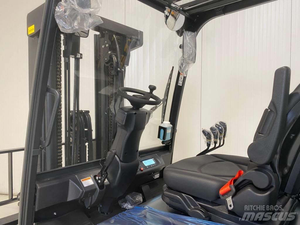 Bobcat B50XC-7 Electric forklift trucks