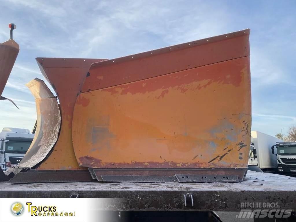  Fresia + Snow shovel Snow blades and plows