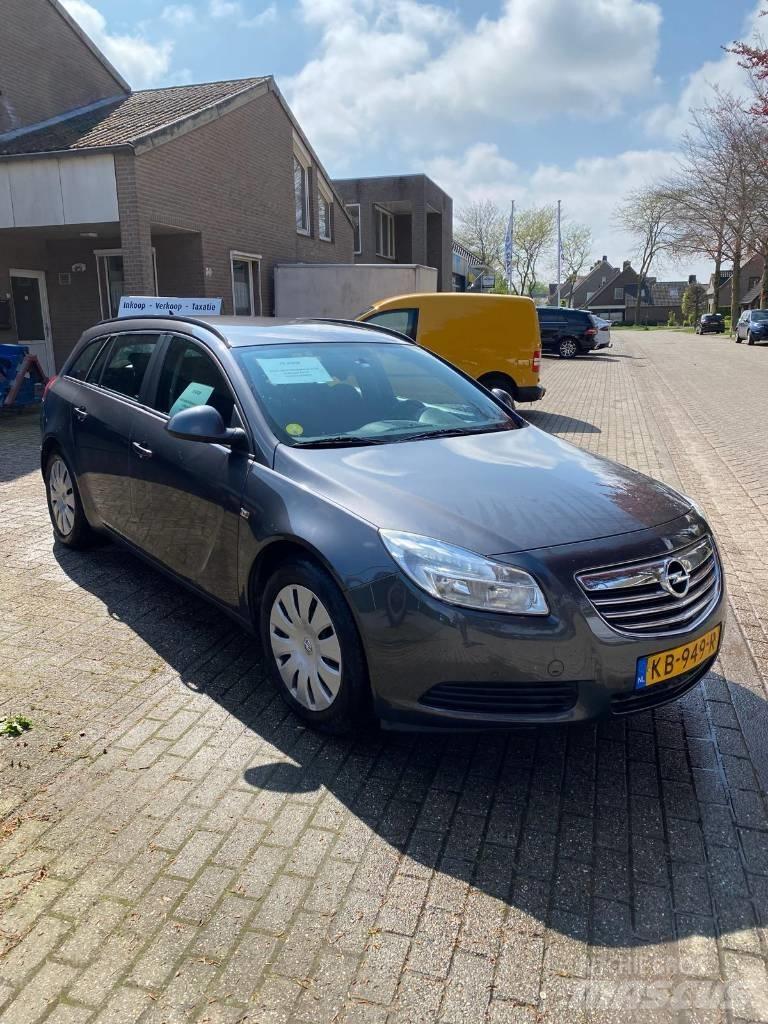 Opel Insignia Cars