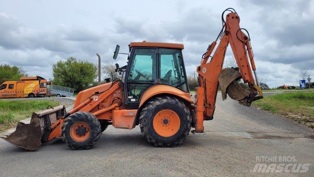 Fiat-Hitachi FB 100 Backhoe loaders