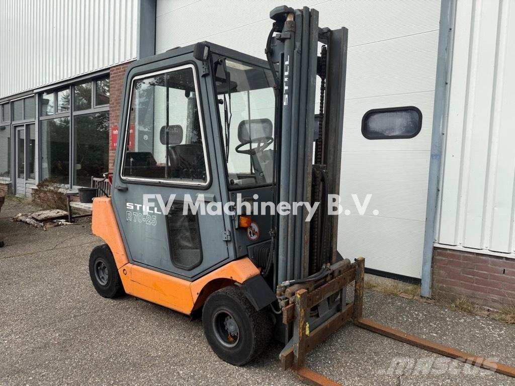 Still R 70-25T LPG trucks