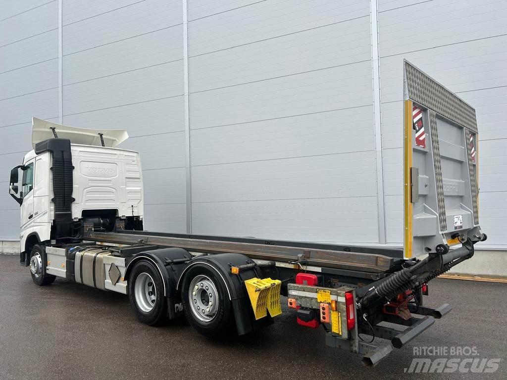 Volvo FH Cable lift demountable trucks