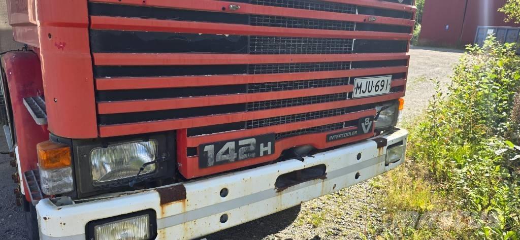 Scania 142 H Fire trucks