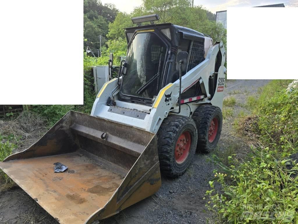 Bobcat S 205 Skid steer loaders